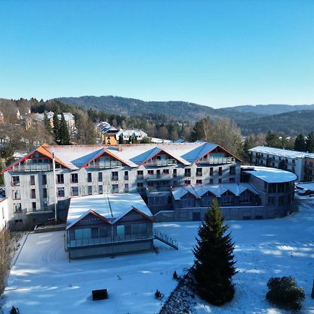 Hotel BouCZECH Lipno nad Vltavou Buitenkant foto