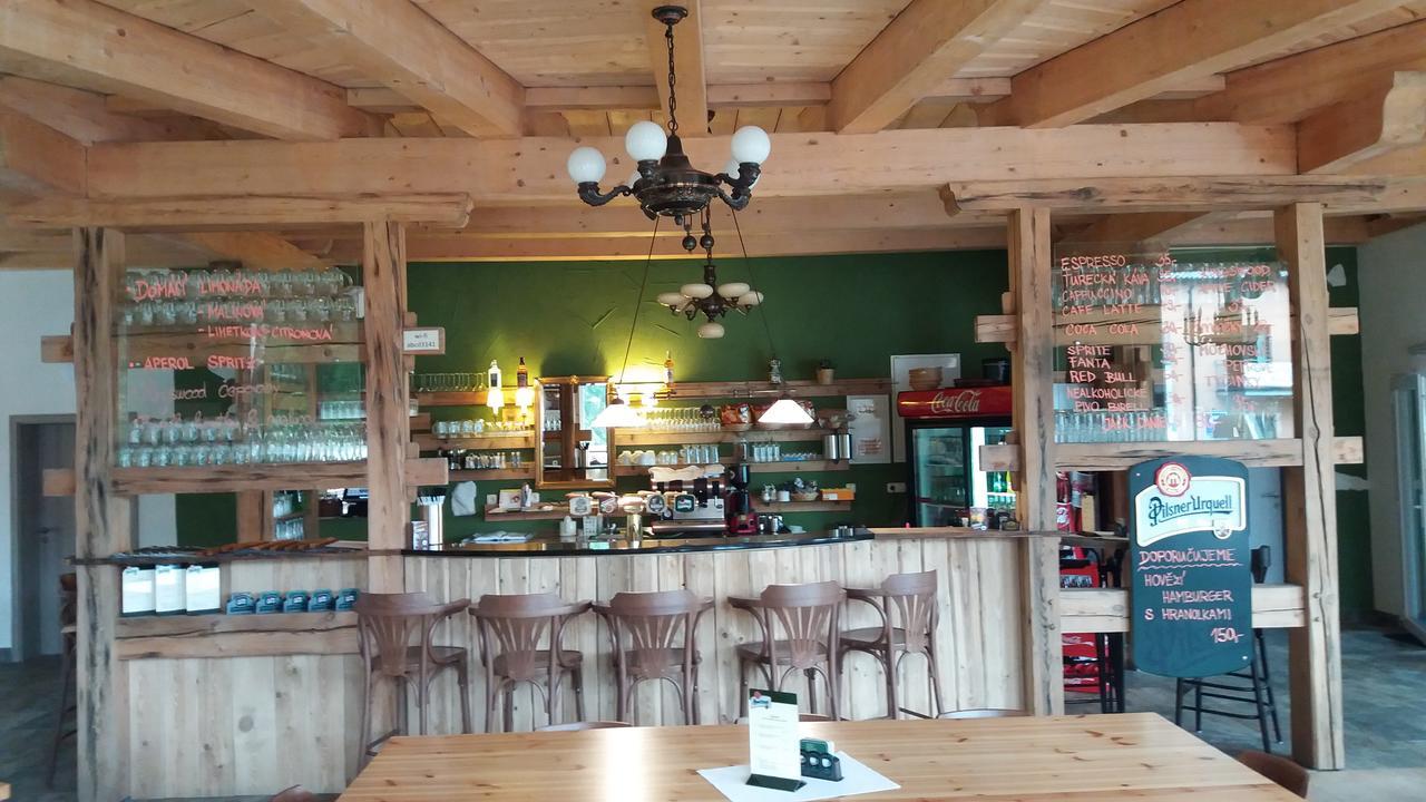 Hotel BouCZECH Lipno nad Vltavou Buitenkant foto